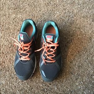 💲1 DAY SALE💲Nike Sneakers